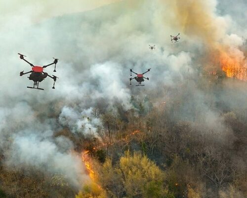 Enjambres de drones en desastres naturales: cómo coordinan la búsqueda de supervivientes